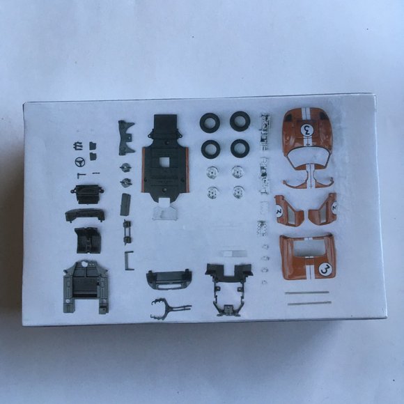 Testor Metal Body Model Kit Ford GT40 Sealed Box circa 2002 - Picture 4 of 8